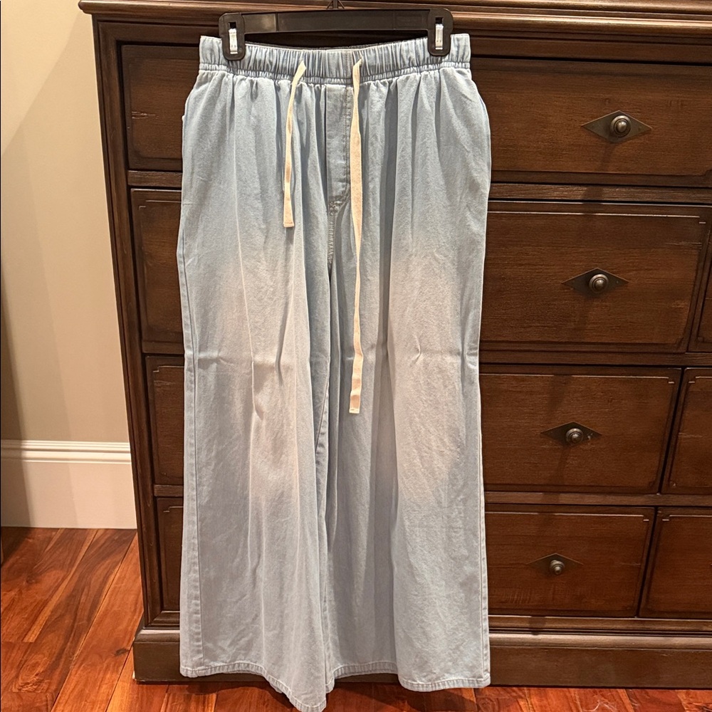 Cupshe Denim Blue Flare Jeans